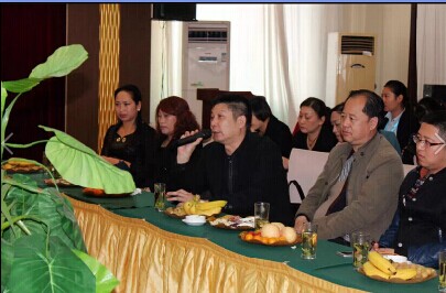 ˍuҼ2015Ʒbp(hu )߽(jng)N(xio)Մ(hu )AM(mn)Y