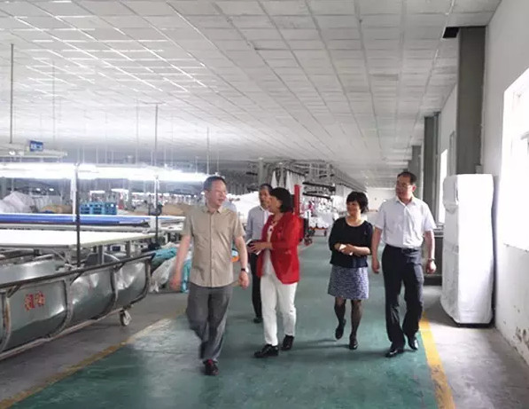 ЇҼf(xi)(hu )K_F^(gun)W(xu)