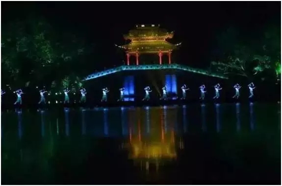 ζG20Ǻݡcz(hu )΢šuһuA(yng)ȡT(mn)Ʊ