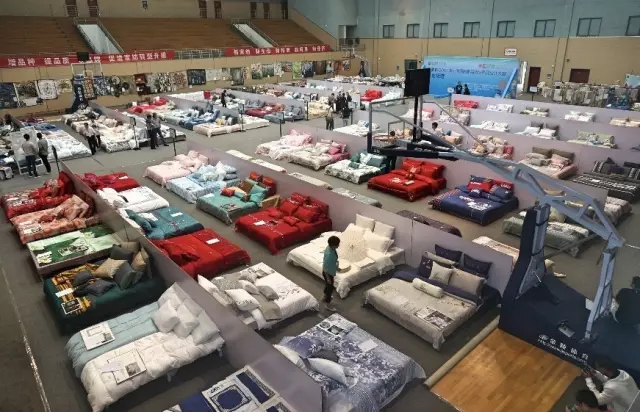 Ҹζϯͨ300Ҽa(chn)ƷŮ