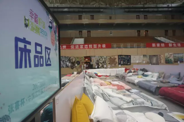 Ҹζϯͨ300Ҽa(chn)ƷŮ