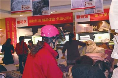 ʮһL(chng)ͨT(mn)ҼN(xio)ۻ cƷN(xio)