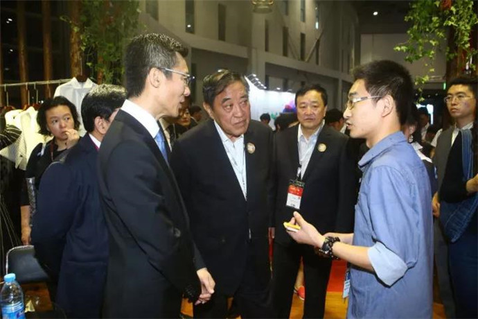 @L(fng)м(lin)＾(lin)չ_(ki)Ļ