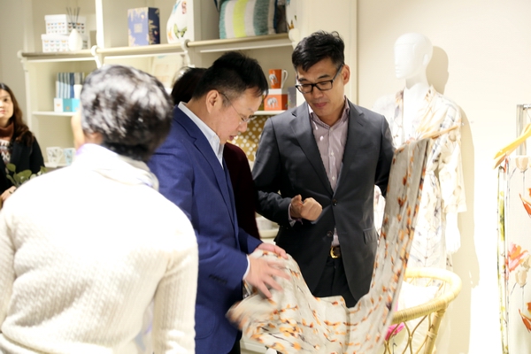 ںϰl(f)չ(hu )L(chng)Ī˹