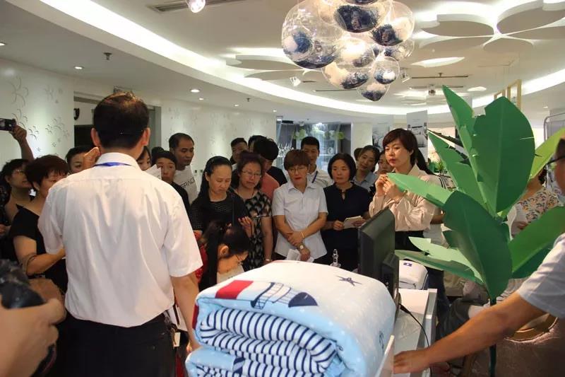 Ʒ•Ҽ2019ﶬƷl(f)(hu )AM(mn)չ