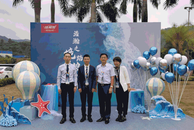 ̤֮ǰС˹2021Ʒl(f)(hu )AM(mn)ɹ