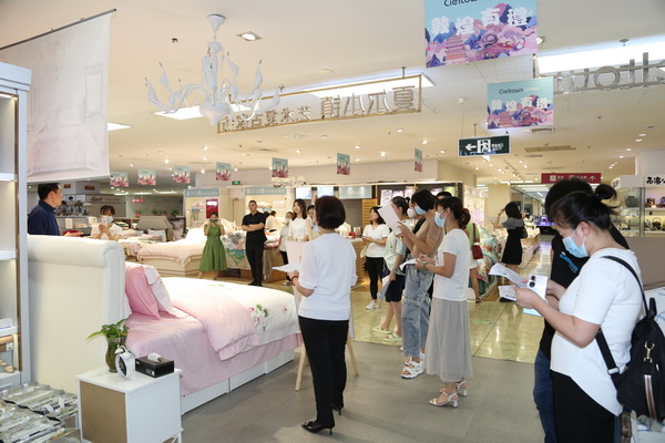 |W(xu)칤ˇ͹żҼuӛ&סϵаl(f)(hu )CieltownĠС2022ﶬӆ؛(hu )ue